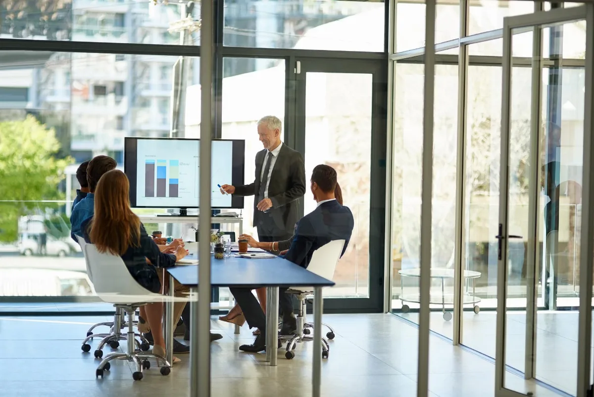 Czym różni się leasing finansowy od operacyjnego?